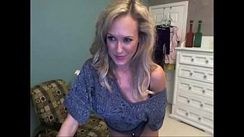 Play Hot pornstar brandi love plays on cam - live cams at nakedcamchicks.com
