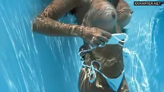 Play Hungarian MILF Angelica Heart's Public Swimming Pool Orgy