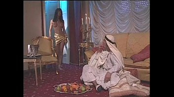 Play Venere Bianca pornstar is a sex slave banged by an arabian sultan