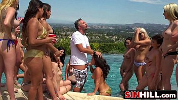 Play Reality Show Pornstars Take Turns Sucking Cock - Eva Lovia, Jasmine Jae