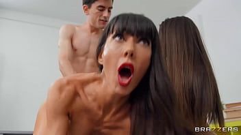 Play Learning To Lick / Brazzers / download full from http://zzfull.com/lic
